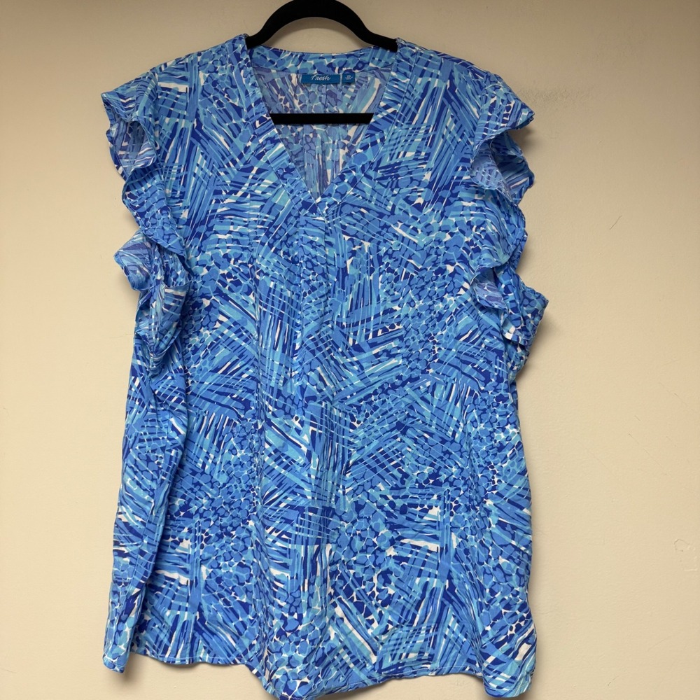 Fresh 2X Blue Abstract Print Ruffle Sleeve V-Neck‎ Rayon Tunic Top